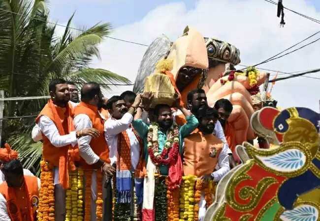 बालापुर गणेश लड्डू की नीलामी में नया रिकॉर्ड, ₹35 लाख में बिका