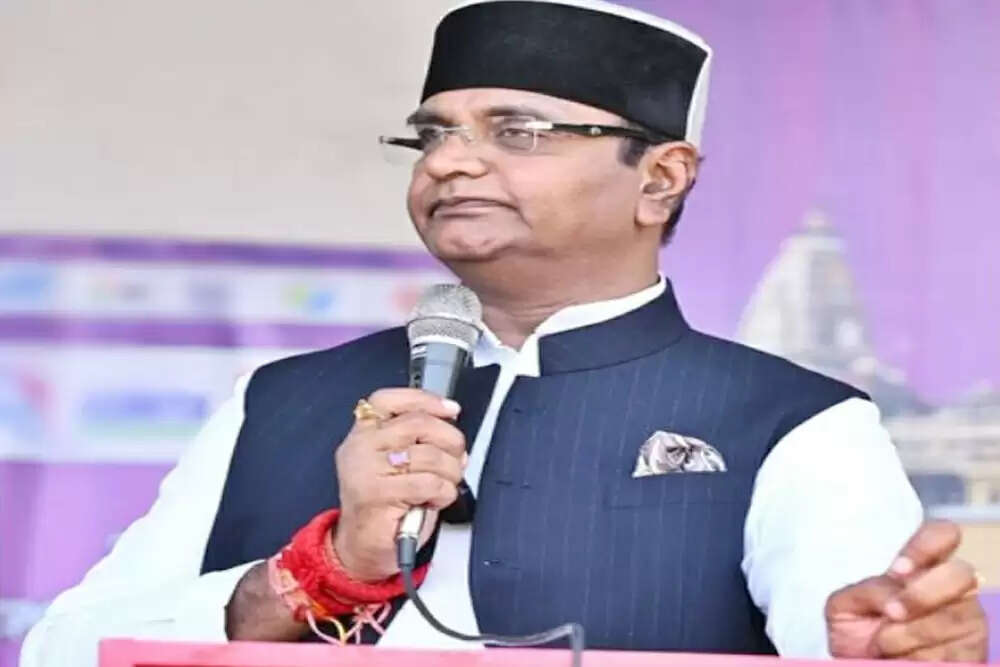 विश्वास सारंग ने आरएसएस की प्रशंसा पर उठे सवालों का दिया जवाब