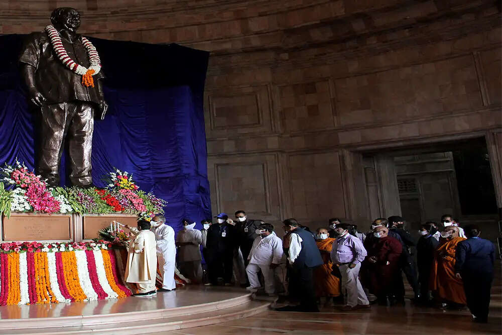 कांशीराम को नया अंबेडकर बनाने की कोशिशें तेज, उत्तर प्रदेश चुनाव की तैयारी