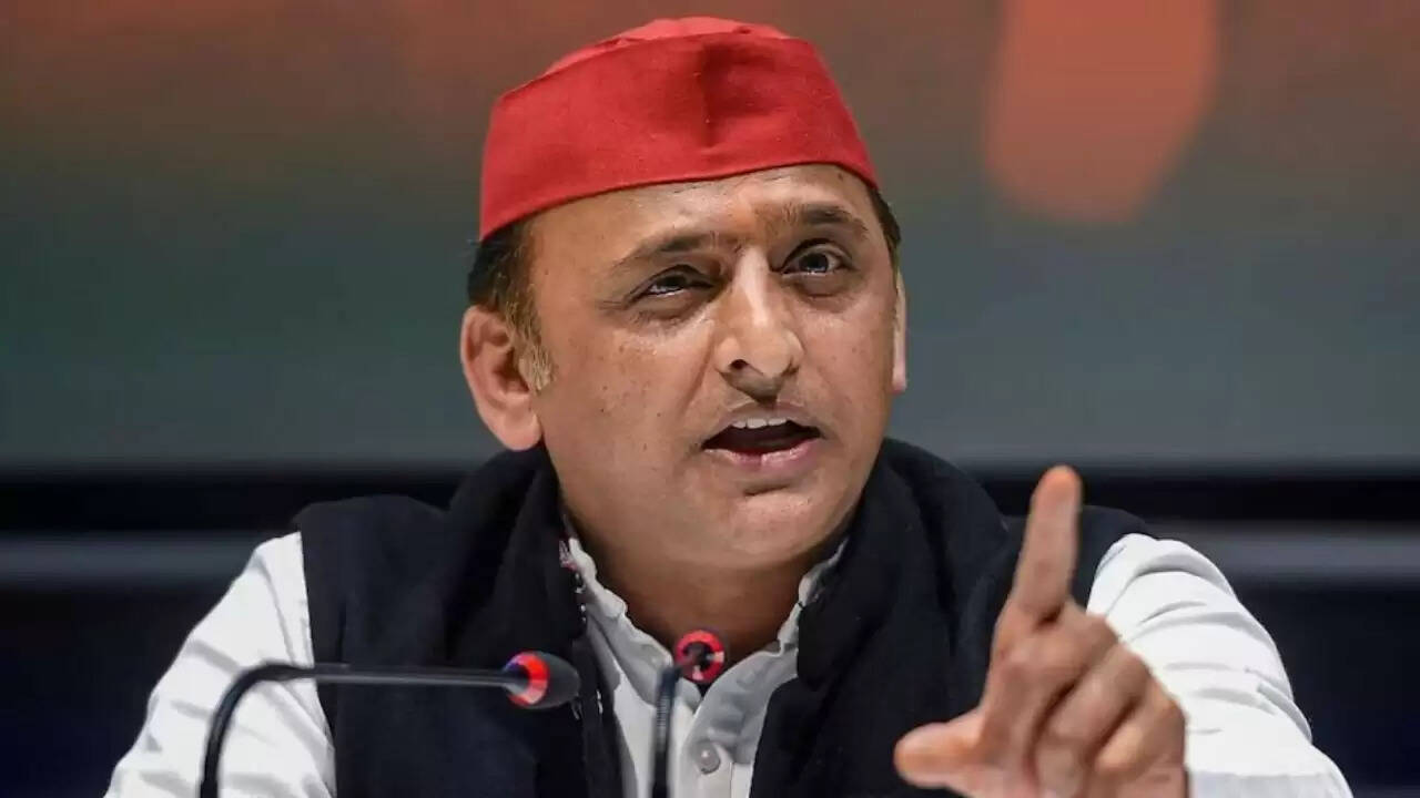 यूपी चुनाव में वोटर लिस्ट विवाद: समाजवादी पार्टी ने उठाए गंभीर सवाल