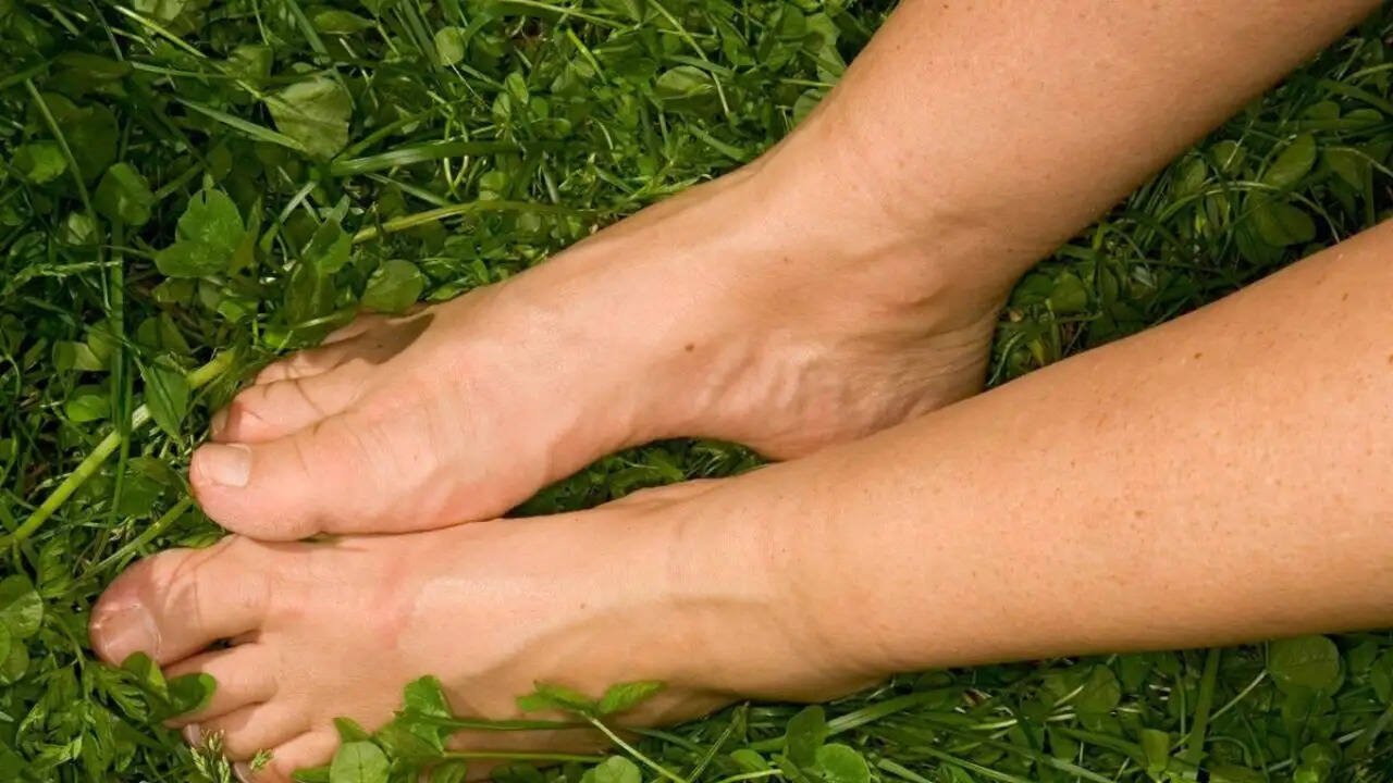 स्ट्रॉबेरी लेग्स से छुटकारा पाने के आसान उपाय