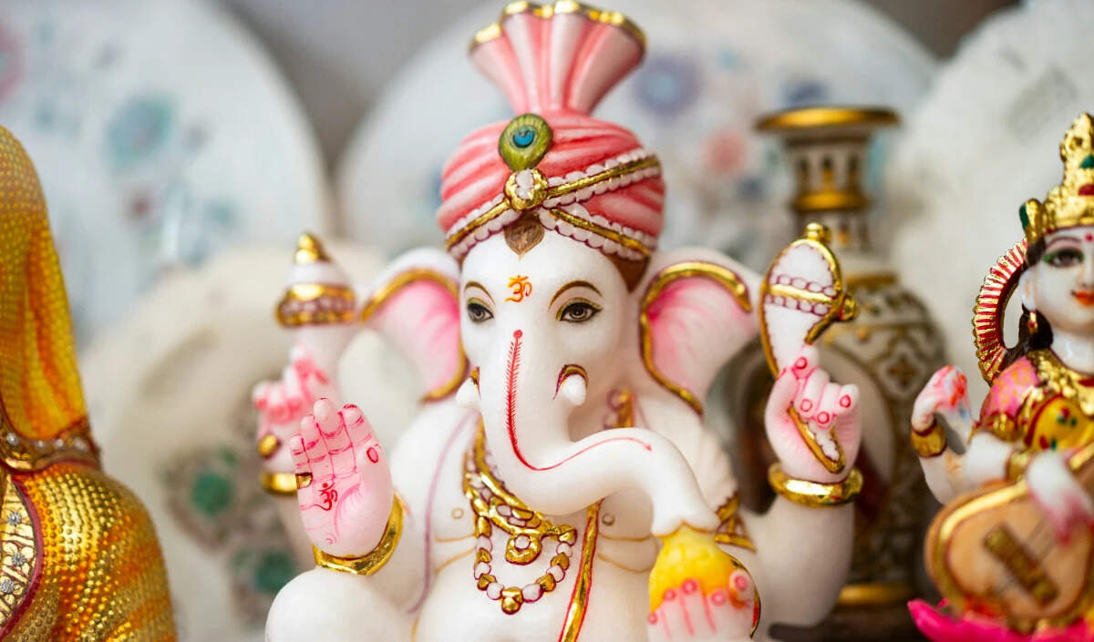 गणेश चतुर्थी: भगवान शिव के 108 नामों का जाप करें