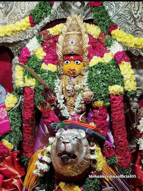 सिकंदराबाद के ऐतिहासिक उज्जैनी महाकाली मंदिर में प्रसिद्ध 'लश्कर बोनालू' शुरु, पहले दिन उमड़ी श्रद्धालुओं की भीड़