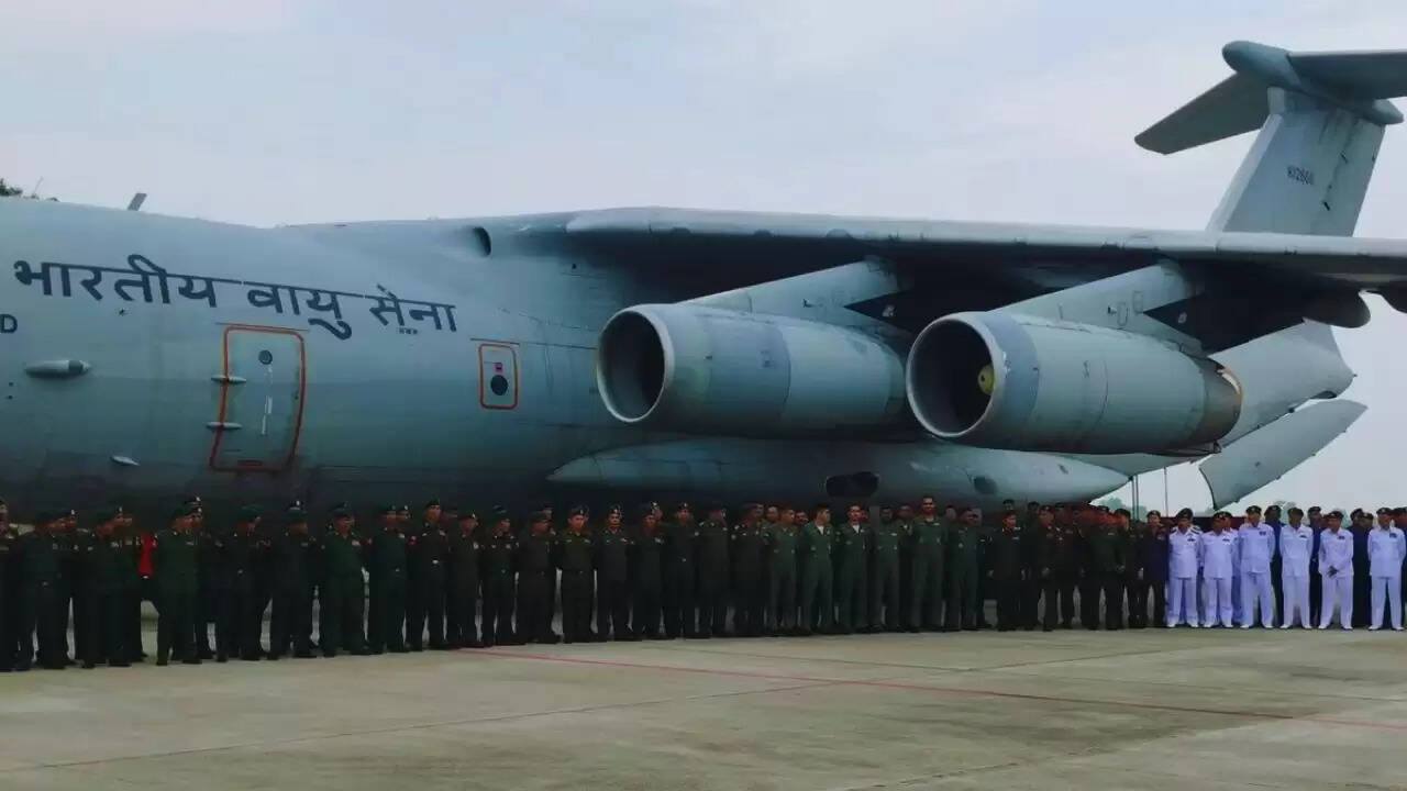 दक्षिण एशिया में बढ़ती सैन्य गतिविधियाँ: क्या बन रहा है नया प्रॉक्सी युद्ध?