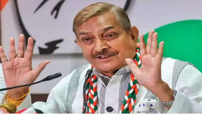 प्रमोद तिवारी ने वंदे मातरम पर भाजपा को घेरा