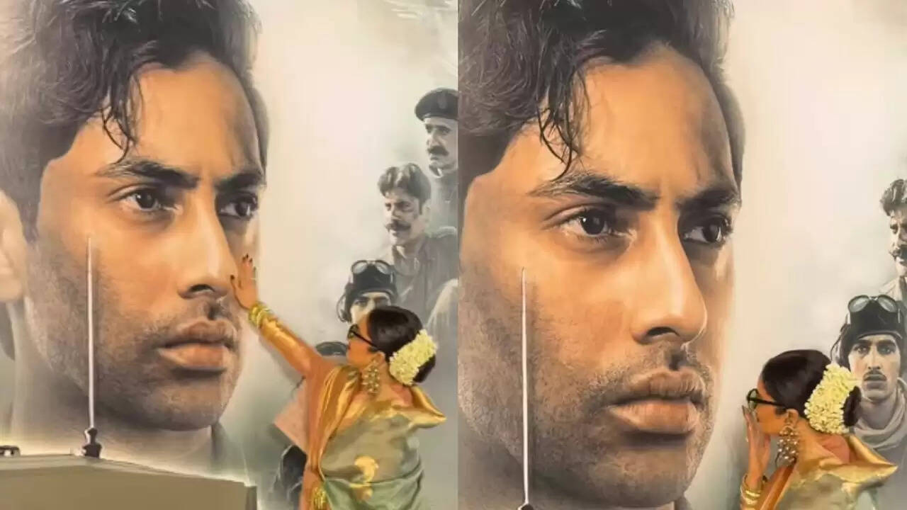 रेखा का भावुक पल: अगस्त्य नंदा को दी किस, धर्मेंद्र को किया सम्मानित