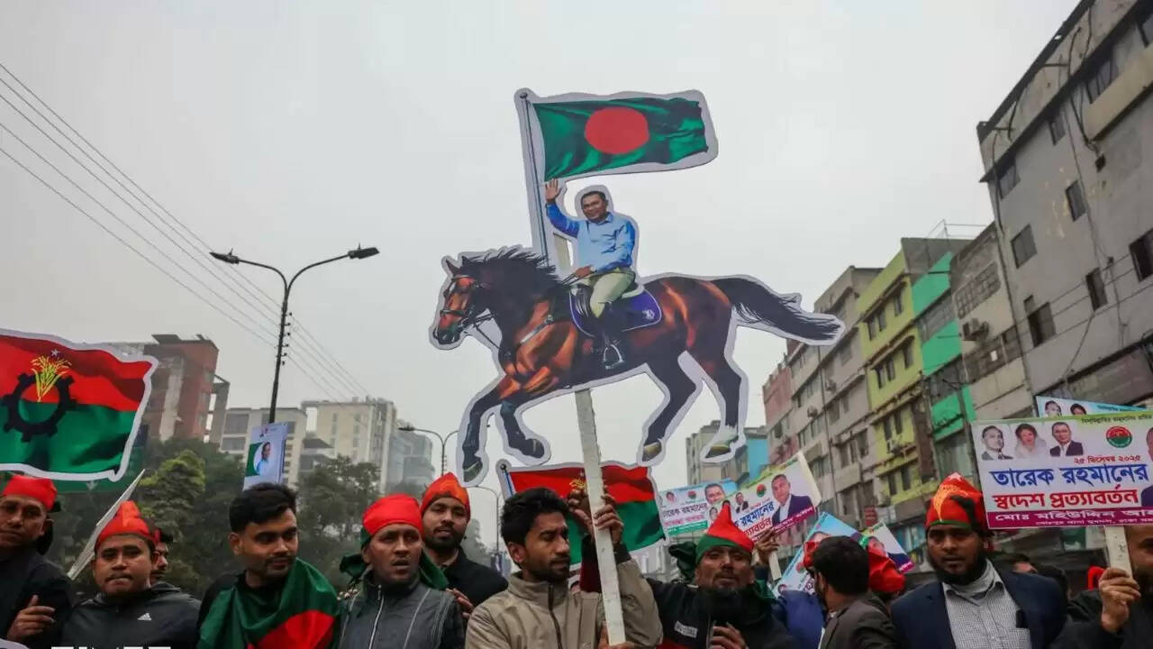 तारिक रहमान की ढाका वापसी पर बांग्लादेश में जनसैलाब