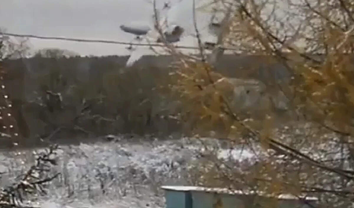 रूस में एंटोनोव एन-22 विमान की दुर्घटना: सभी चालक दल की मौत