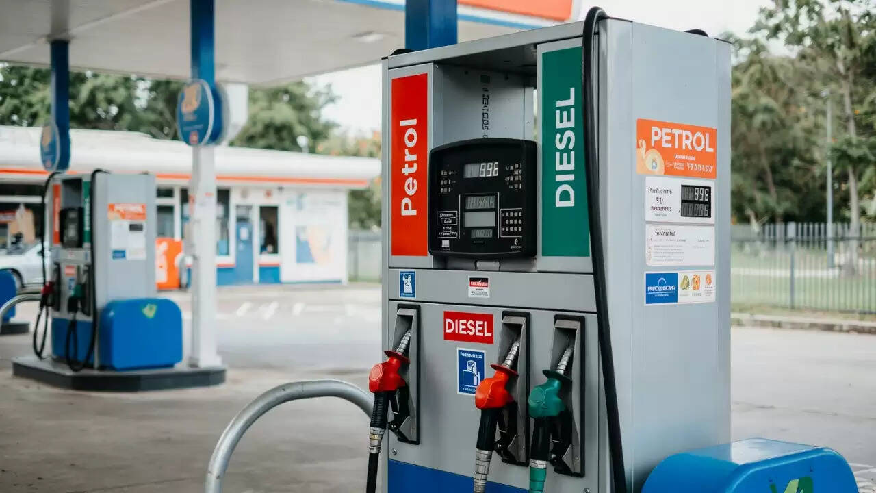 आज के पेट्रोल और डीजल के नए रेट: जानें अपने शहर की कीमतें