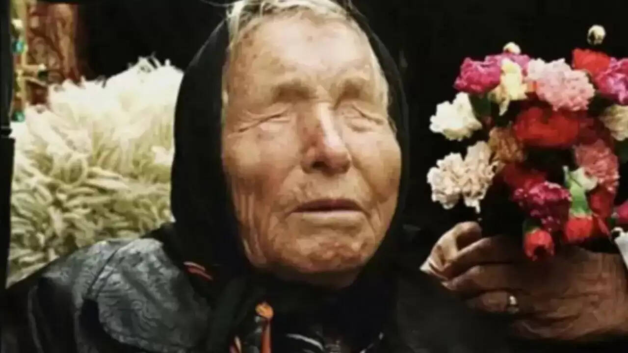 क्या 2026 में सच होंगी बाबा वेंगा की भविष्यवाणियां? जानें क्या कहती हैं उनकी रहस्यमयी भविष्यवाणियां