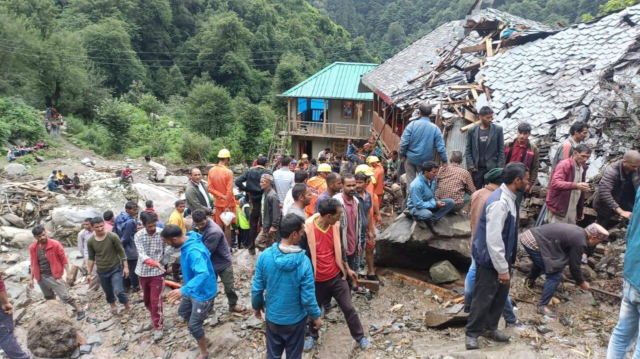 तेरंग हादसा: दूसरे दिन दो शव बरामद, पांच लापता की तलाश जारी