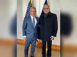 भारत और अमेरिका के बीच संबंधों को मजबूत करने पर चर्चा