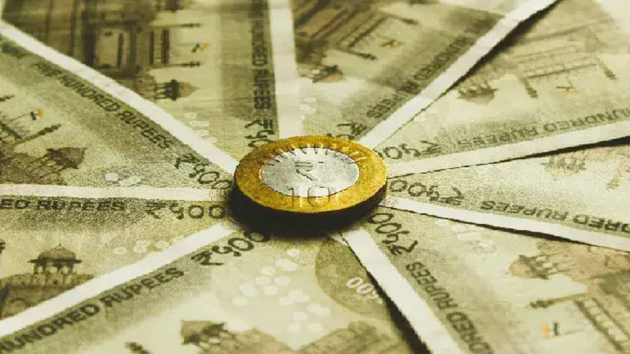 कैसे हर महीने 10,000 रुपए निवेश करके 1 करोड़ का फंड बनाएं