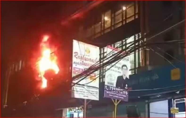 लखनऊ में रियल स्टेट कंपनी के दफ्तर में लगी आग, एक घंटे बाद फायर ब्रिगेड ने पाया काबू