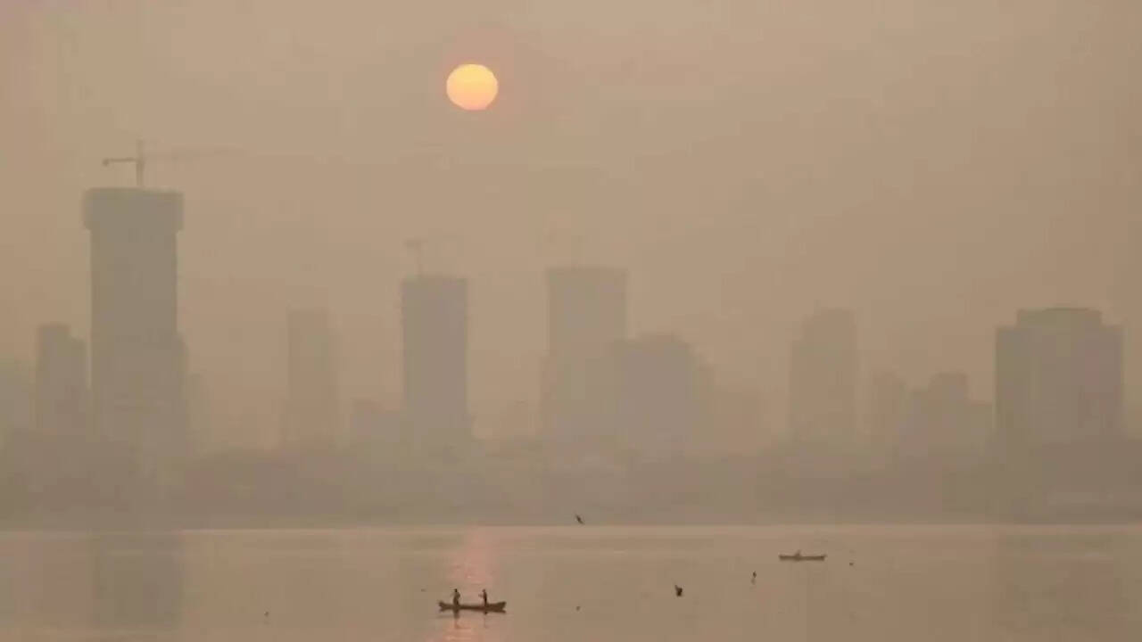 मुंबई में प्रदूषण की स्थिति: हवा की गुणवत्ता गंभीर स्तर पर पहुंची