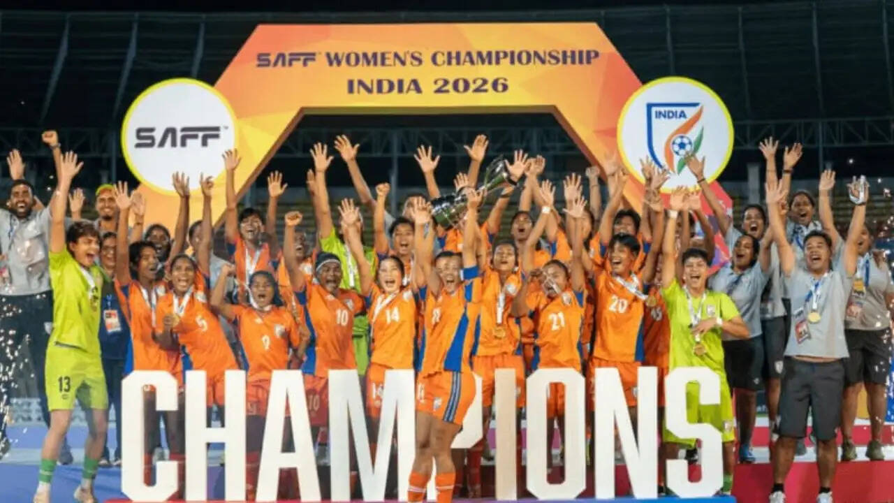 भारत ने SAFF महिला चैंपियनशिप 2026 में बांग्लादेश को हराकर जीती ट्रॉफी