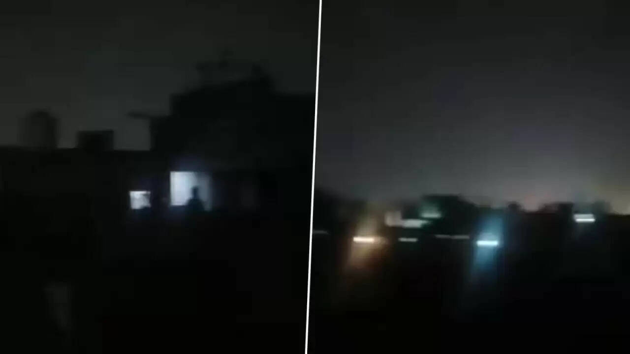 मेरठ में बिजली कर्मचारी की बर्खास्तगी: वक्फ अधिनियम के खिलाफ प्रदर्शन का मामला