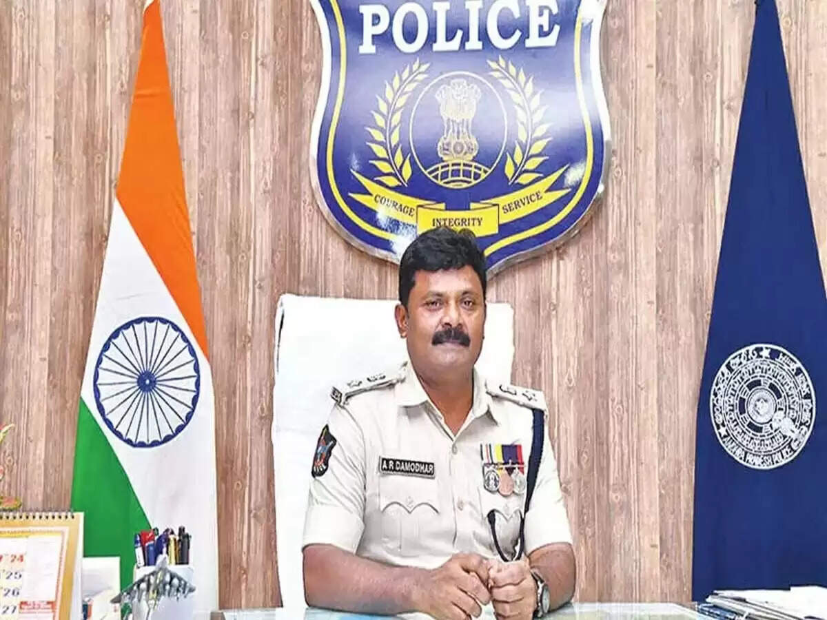 प्रकाशम जिला पुलिस ने भड़काऊ पोस्टरों पर कड़ा रुख अपनाया