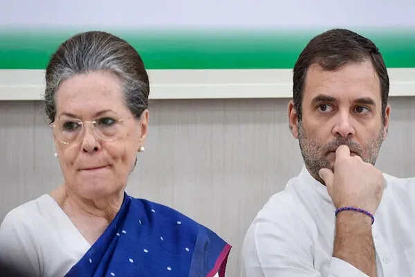 नेशनल हेराल्ड मामले में सोनिया और राहुल गांधी पर ईडी के गंभीर आरोप