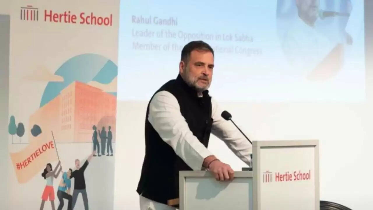 राहुल गांधी का जर्मनी दौरा: क्या है उनके विवादास्पद बयान का सच?