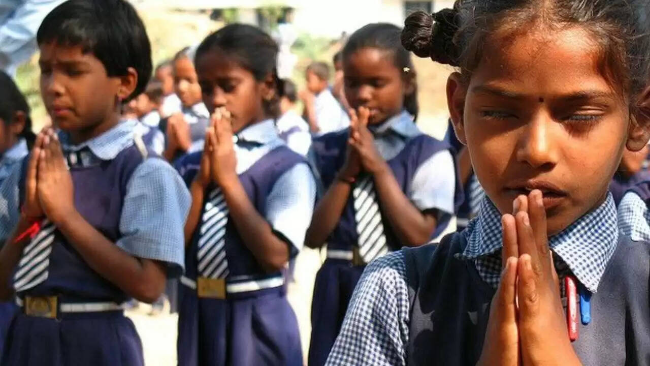 राजस्थान में बाढ़ के कारण 11 जिलों में स्कूल बंद, राहत कार्य जारी