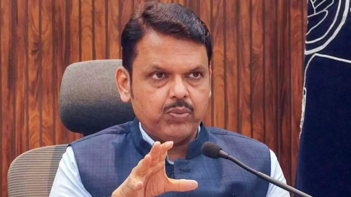 महाराष्ट्र सरकार ने सरकारी कर्मचारियों के लिए नए सोशल मीडिया नियम लागू किए