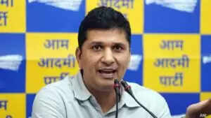 दिल्ली पुलिस ने आम आदमी पार्टी के नेताओं के खिलाफ धार्मिक भावनाएं आहत करने का मामला दर्ज किया