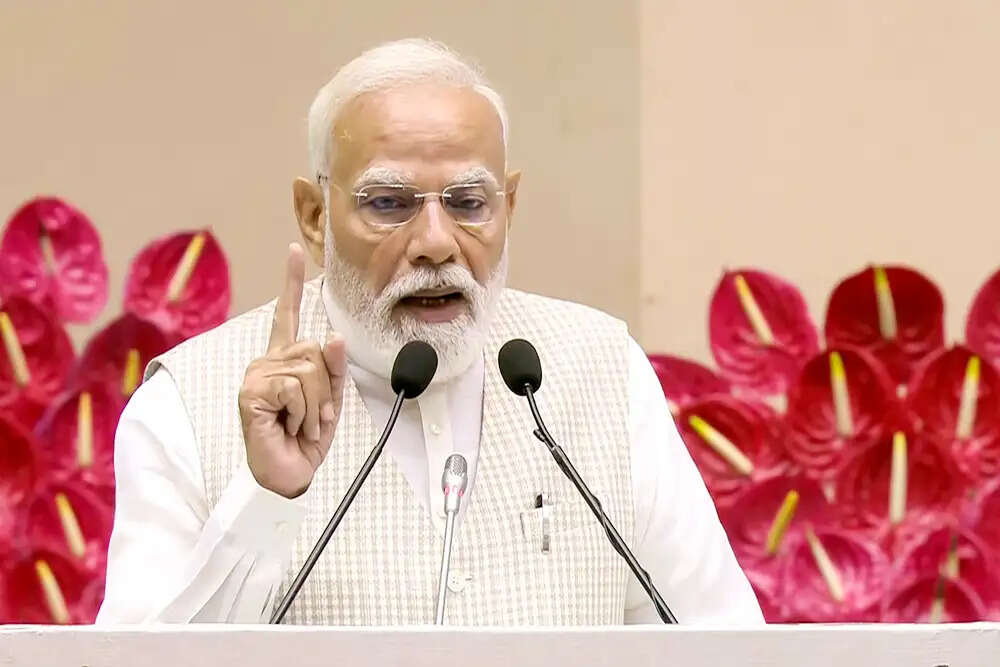 महिलाओं के सशक्तीकरण पर पीएम मोदी का ऐतिहासिक संबोधन