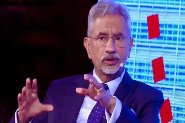 भारत की विदेश नीति में बदलाव: जयशंकर का बयान