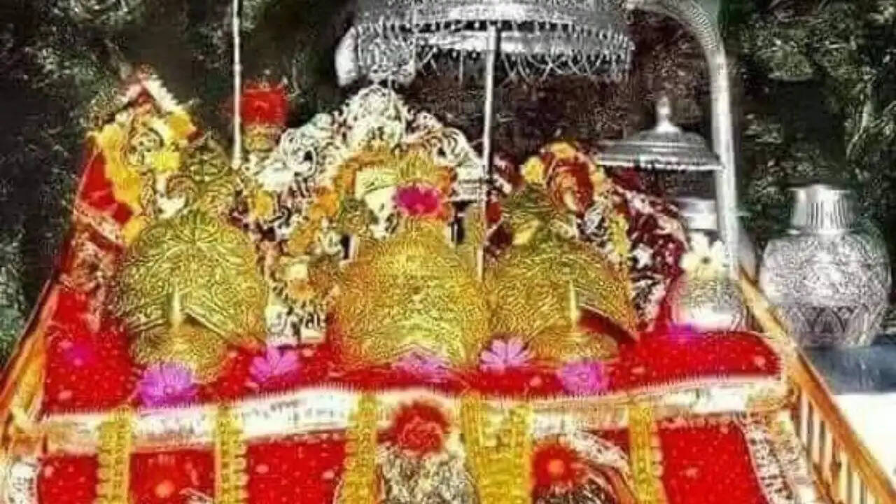 IRCTC का नया धार्मिक टूर पैकेज: वैष्णो देवी और अन्य शक्तिपीठों की यात्रा