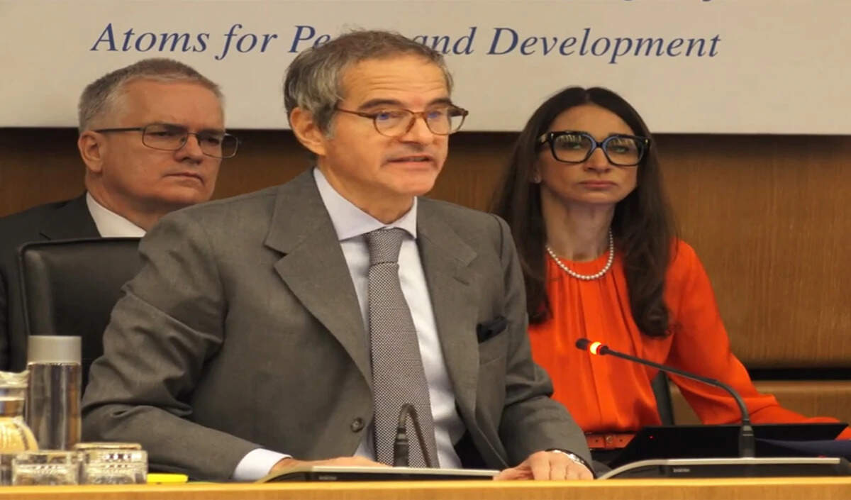 आईएईए प्रमुख की चिंता: पश्चिम एशिया में रेडियोधर्मी रिसाव का खतरा