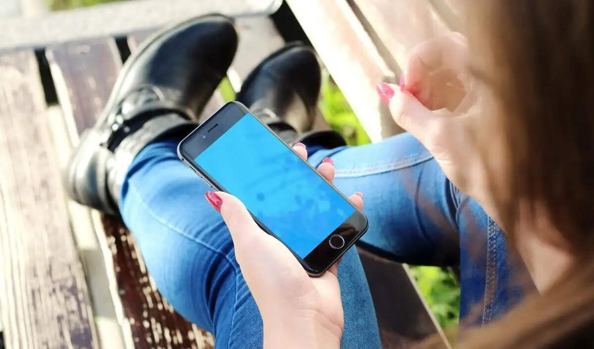 मलेशिया ने बच्चों के लिए सोशल मीडिया पर कड़े नियम लागू किए