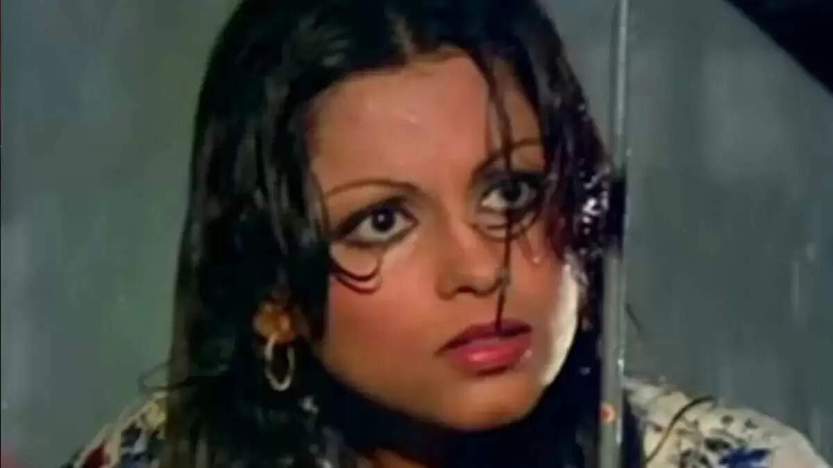 सिंपल कपाड़िया: 70 के दशक की अदाकारा जिनका सफर रहा संघर्षपूर्ण