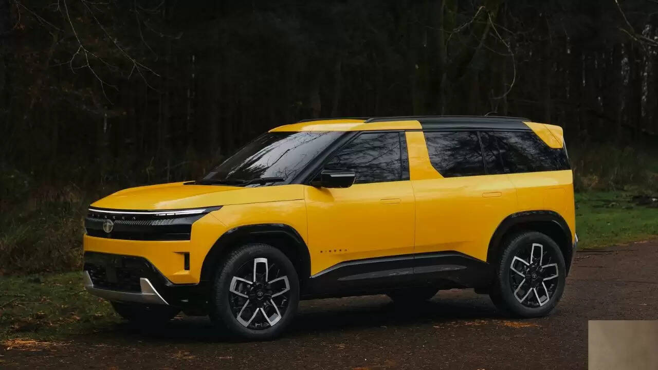 नई टाटा सिएरा: ट्रिपल-स्क्रीन और प्रीमियम फीचर्स के साथ लॉन्च होने को तैयार