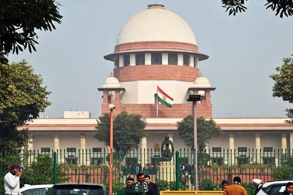 सुप्रीम कोर्ट का सख्त आदेश: गंगा किनारे अवैध निर्माण पर कार्रवाई का समय