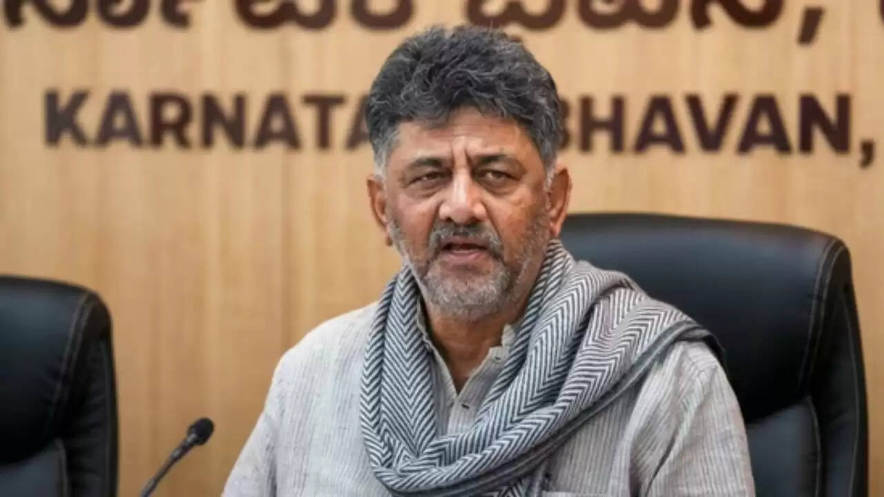 कर्नाटक के उपमुख्यमंत्री डीके शिवकुमार ने RSS विवाद पर दी सफाई, कहा- मैं जन्मजात कांग्रेसी हूं