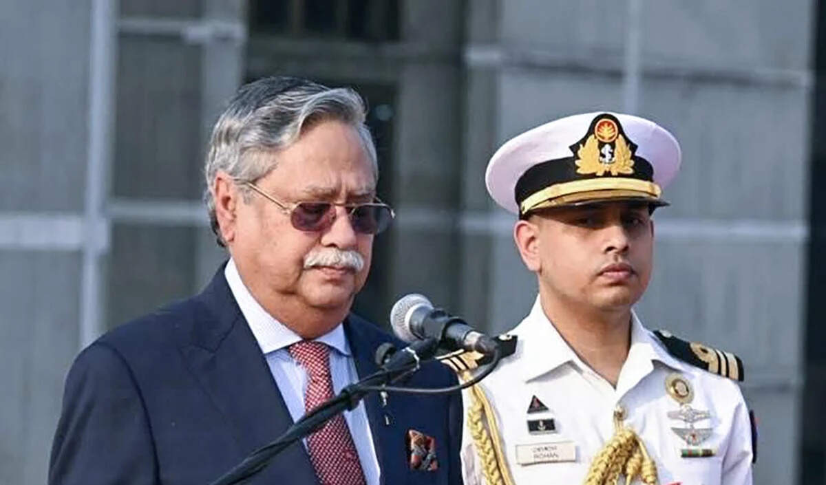 बांग्लादेश की राजनीति में नया विवाद: राष्ट्रपति का गंभीर आरोप