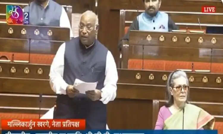 एलपीजी संकट पर खरगे का मोदी सरकार पर हमला, उठाए सवाल