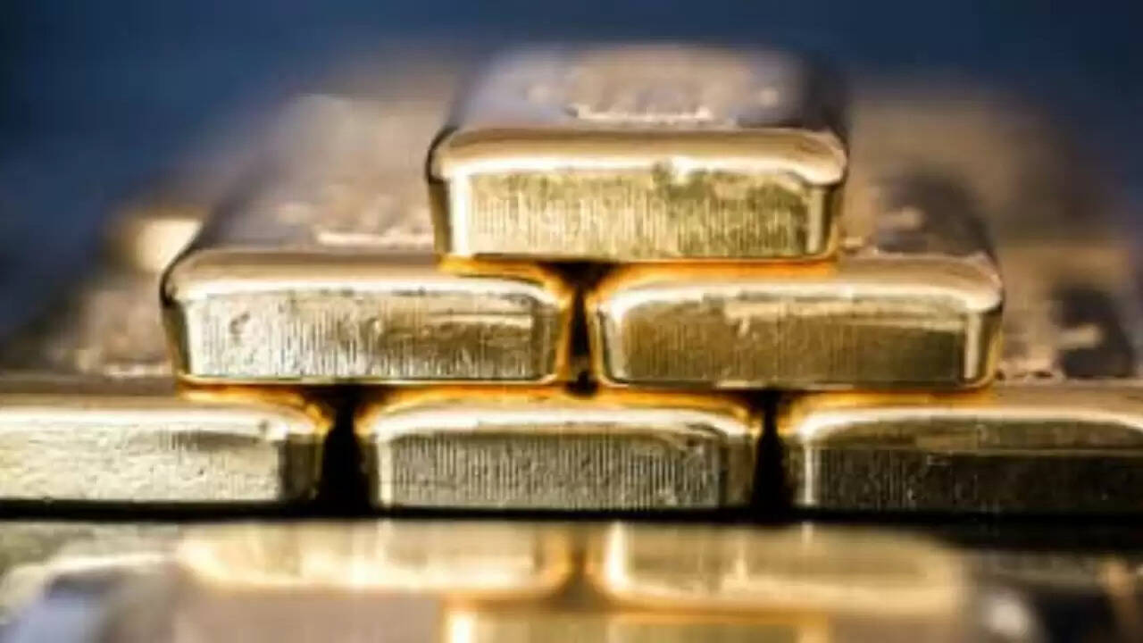 सोने-चांदी की कीमतों में उछाल: निवेशकों की सुरक्षित विकल्पों की तलाश