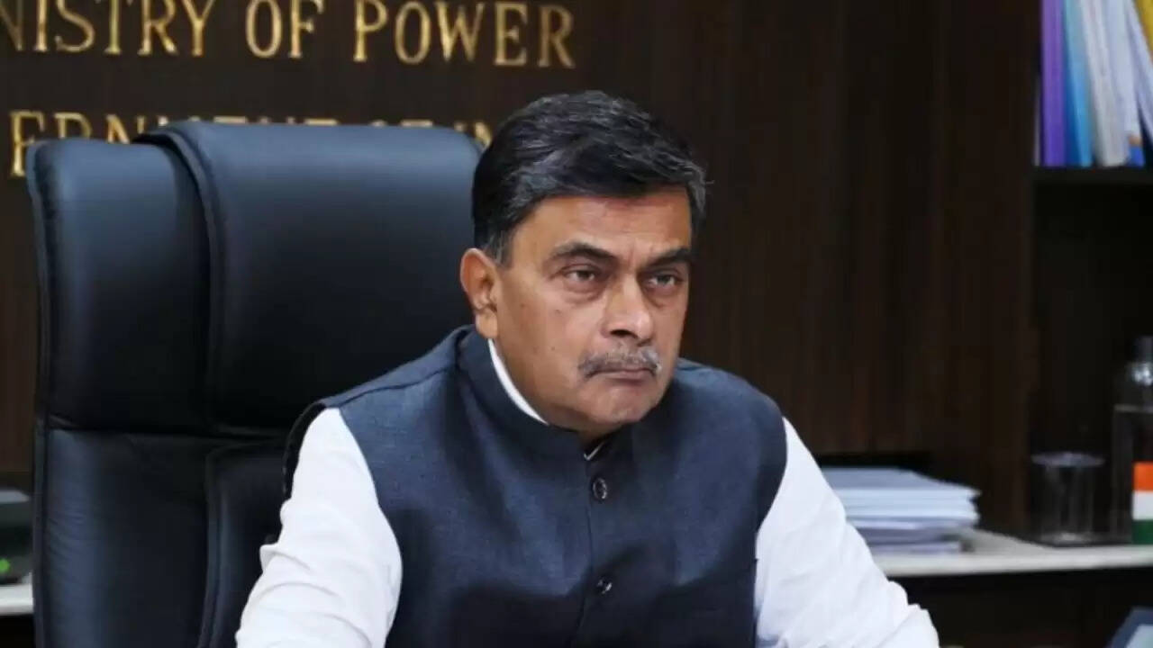 बिहार चुनाव के बाद BJP का बड़ा कदम: आर.के. सिंह को 6 साल के लिए पार्टी से निष्कासित किया गया