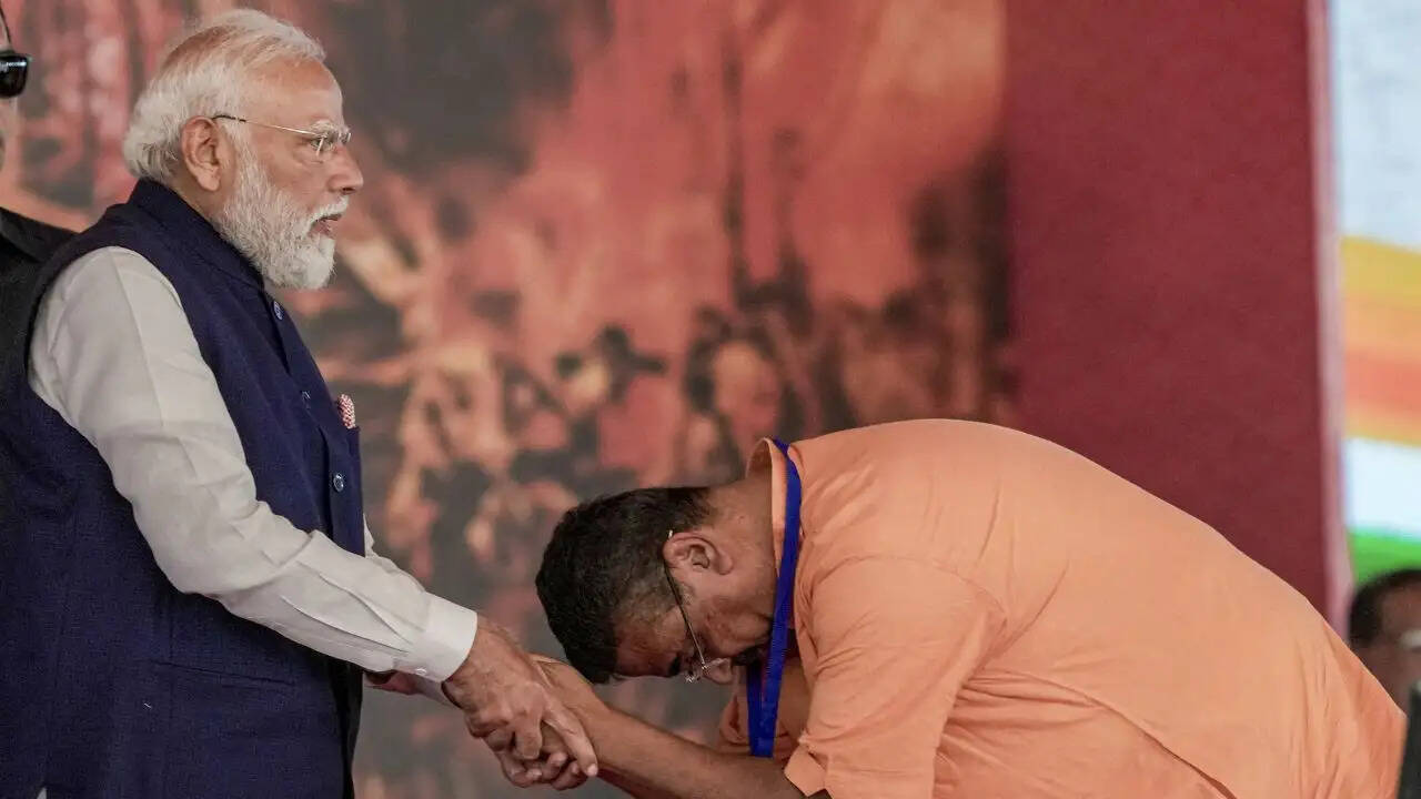 पश्चिम बंगाल में बीजेपी की नई सरकार: नेताओं की भूमिका और भविष्य
