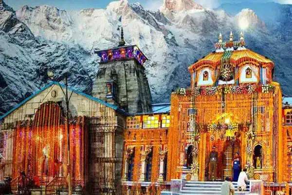 चारधाम यात्रा से पहले बदरीनाथ और केदारनाथ में पूजा शुल्क में वृद्धि