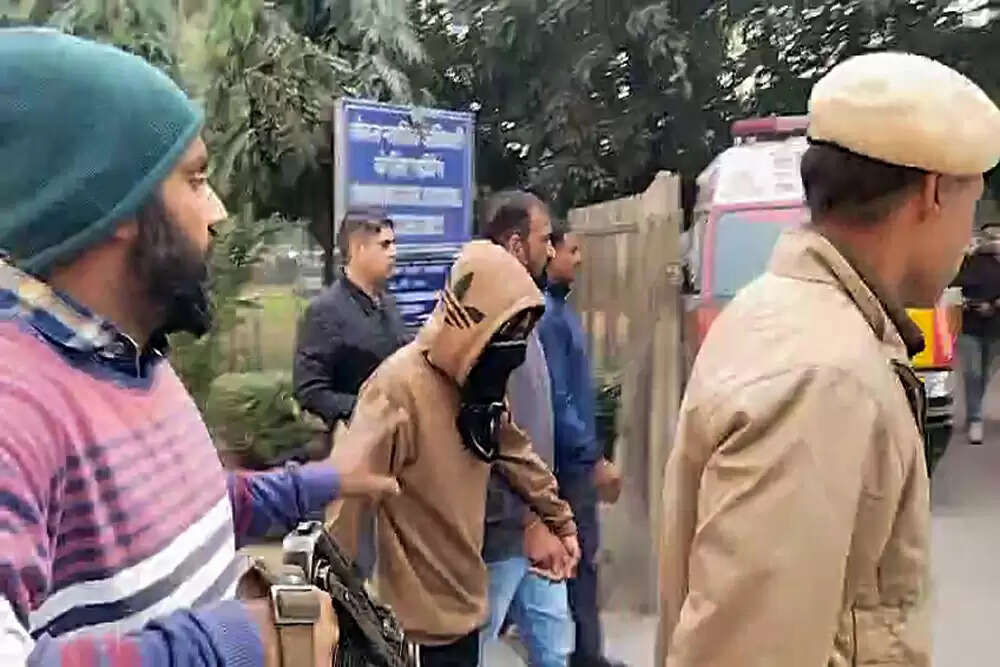 दिल्ली हाईकोर्ट ने संसद सुरक्षा चूक मामले में आरोपियों को दी जमानत