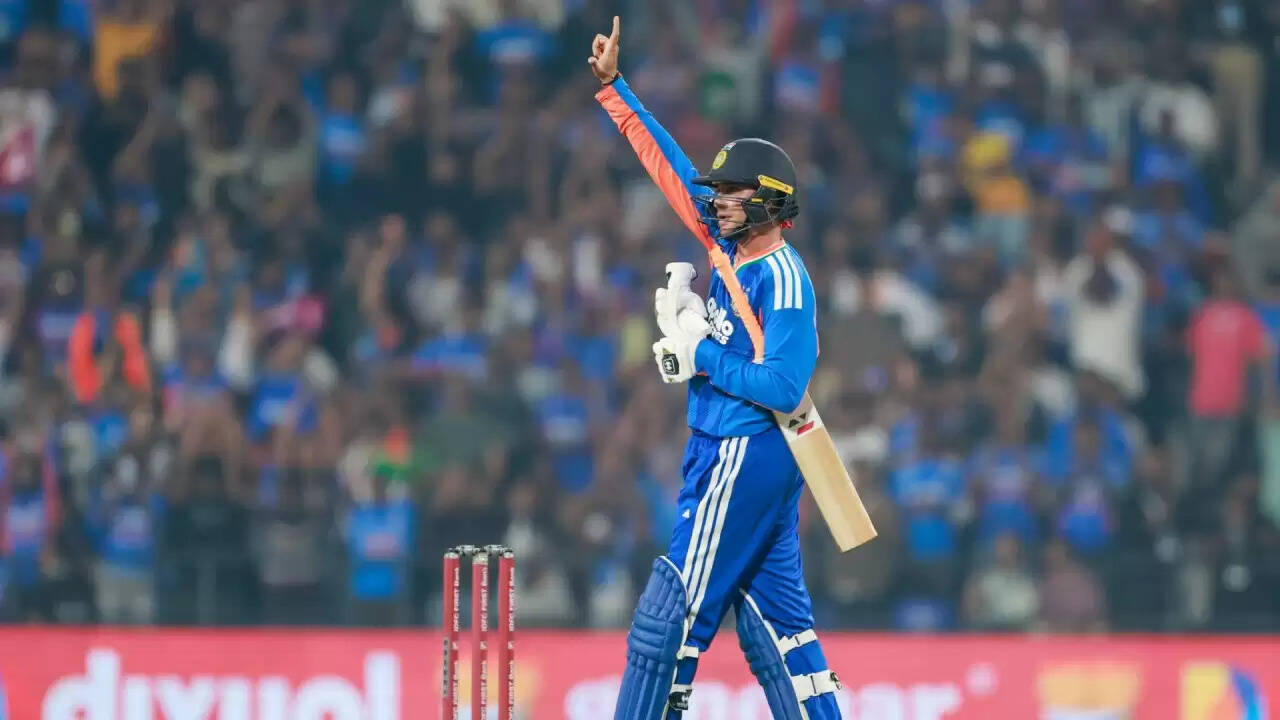 अभिषेक शर्मा ने बनाया नया रिकॉर्ड, IND vs NZ पहले T20 में जड़ा सबसे तेज अर्धशतक