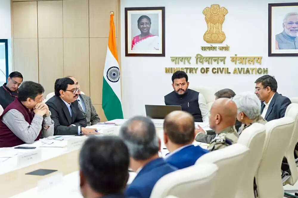 संसद में पायलट संगठनों द्वारा सरकार पर भ्रष्टाचार के गंभीर आरोप