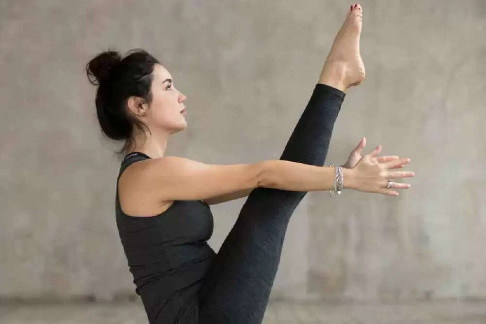 पूर्ण भुजंगासन: योग से स्वास्थ्य में सुधार का एक प्रभावी तरीका