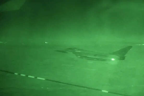 ब्रिटेन और फ्रांस ने सीरिया में आतंकवादी ठिकानों पर किया हवाई हमला