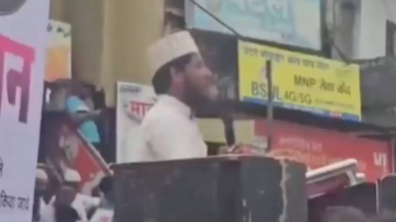 क्या है 'आई लव मोहम्मद' विवाद? CM योगी को मिली धमकी से मचा हड़कंप