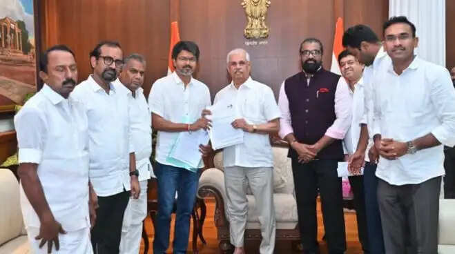 तमिलनाडु में नई सरकार का गठन: विजय कल लेंगे मुख्यमंत्री पद की शपथ