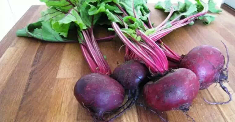 चुकंदर के अद्भुत स्वास्थ्य लाभ: जानें कैसे यह आपकी सेहत को सुधार सकता है